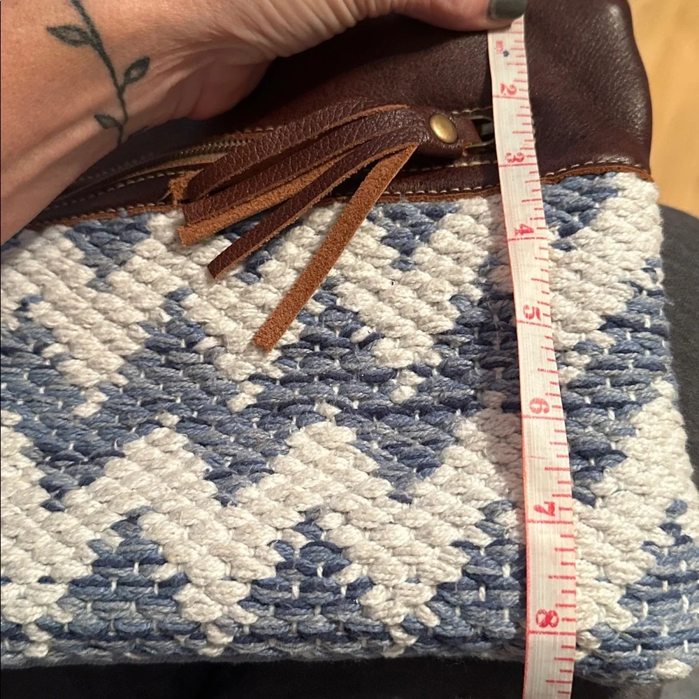 🚨SALE! Summer Brown & Blue Chevron Clutch cotton & leather perfect size!
